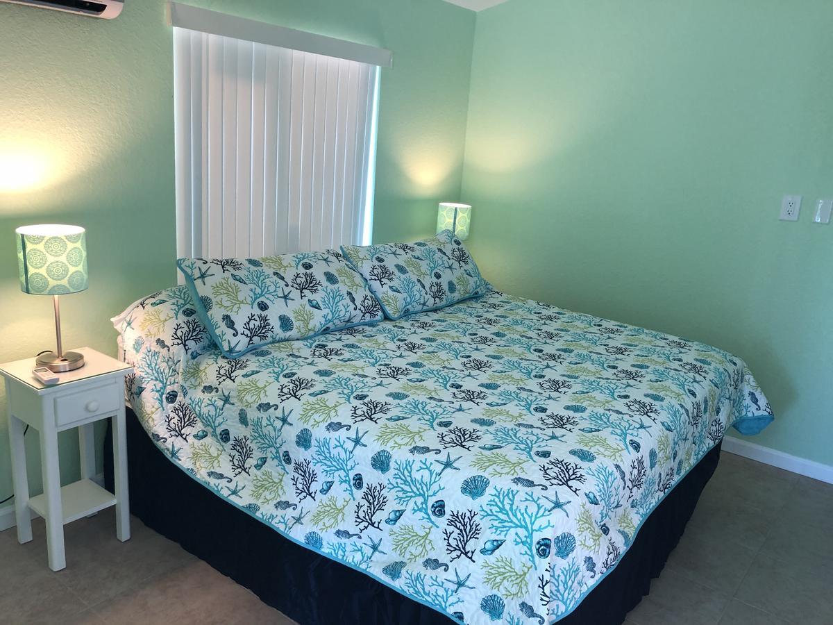 Seafarer Key Largo Resort And Beach Экстерьер фото